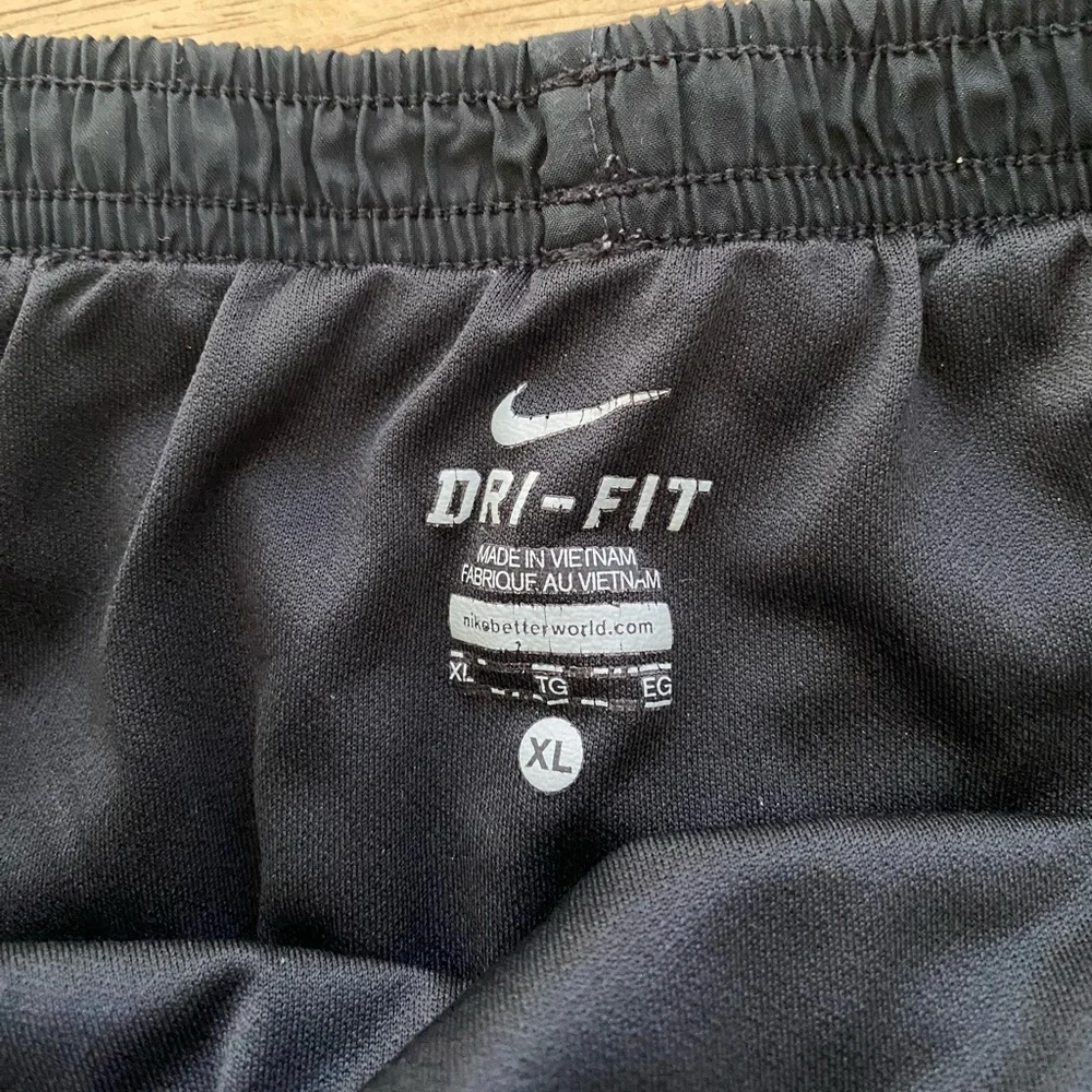 Nike Dri Fit Tempo Women’s Sz XL Black‎ Athletic Shorts